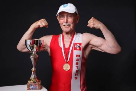 93-летний бодибилдер заткнул за пояс молодых коллег
